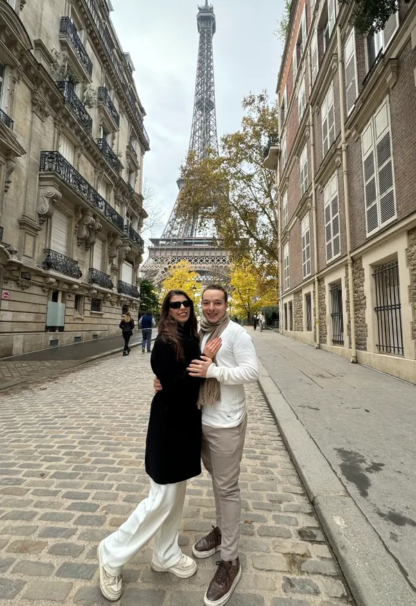 Tintim e a esposa Rafaela em Paris
